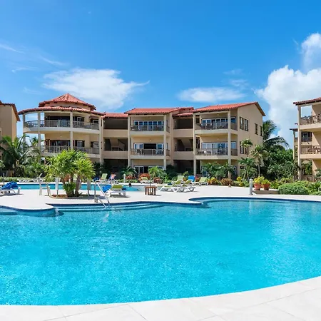Residences At Barrier Reef 4C Oceanview 2 Bedroom By Stay Floreo